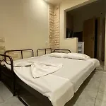 Hotel For Rent Hermanos *