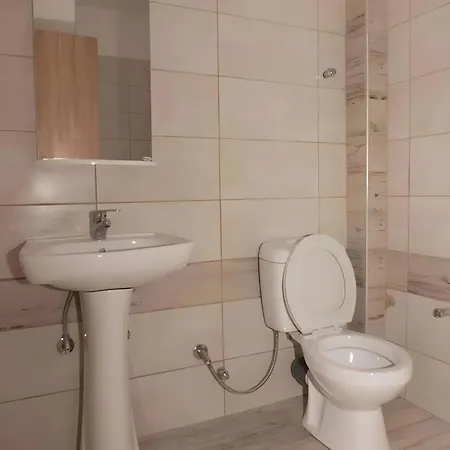 For Rent Hermanos Ξενοδοχείο *